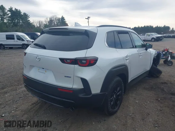 ✅ 2025 Mazda CX-50 Hybrid Premium Package • VIN: 7MMVAADW8SN127012 • Lot: 43625708. Wystawiony na IAAI z przebiegiem 1 413 mil. Bezpłatny archiwum sprzedaży aukcyjnych z USA i szczegółowy raport historii pojazdu na DreamBid. Zdjęcie 4.