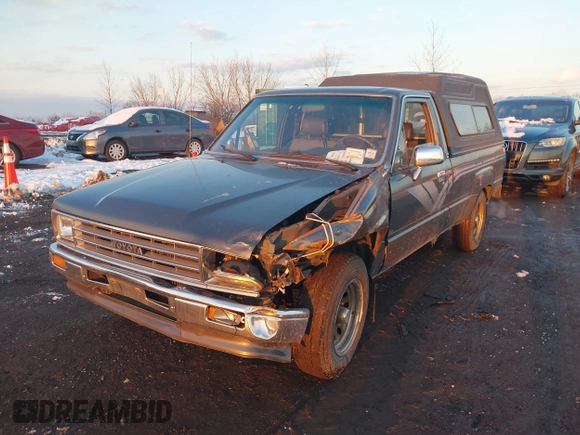 ✅ 1988 TOYOTA PICKUP 1/2 TON RN55 DLX • VIN: JT4RN55P4J7027996 • Lot: 44179960. Wystawiony na IAAI z przebiegiem 187 629 mil. Bezpłatny archiwum sprzedaży aukcyjnych z USA i szczegółowy raport historii pojazdu na DreamBid. Zdjęcie 6.