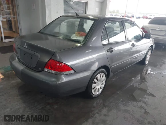 ✅ 2006 Mitsubishi Lancer ES • VIN: JA3AJ26E56U071193 • Lot: 42219834. Wystawiony na IAAI z przebiegiem 68 395 mil. Bezpłatny archiwum sprzedaży aukcyjnych z USA i szczegółowy raport historii pojazdu na DreamBid. Zdjęcie 4.