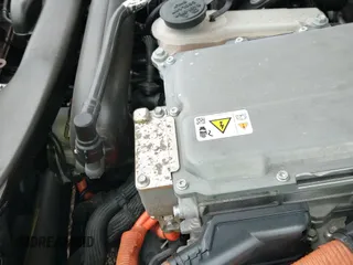 ✅ 2015 Lincoln MKZ Hybrid • VIN: 3LN6L2LU2FR607310 • Lot: 42115513. Wystawiony na IAAI z przebiegiem 80 418 mil. Bezpłatny archiwum sprzedaży aukcyjnych z USA i szczegółowy raport historii pojazdu na DreamBid. Zdjęcie 12.