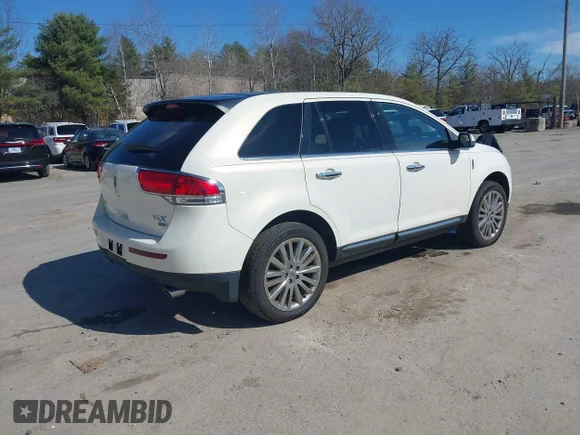 ✅ 2013 Lincoln MKX • VIN: 2LMDJ8JK1DBL16203 • Lot: 42037185. Wystawiony na IAAI z przebiegiem 219 567 mil. Bezpłatny archiwum sprzedaży aukcyjnych z USA i szczegółowy raport historii pojazdu na DreamBid. Zdjęcie 4.