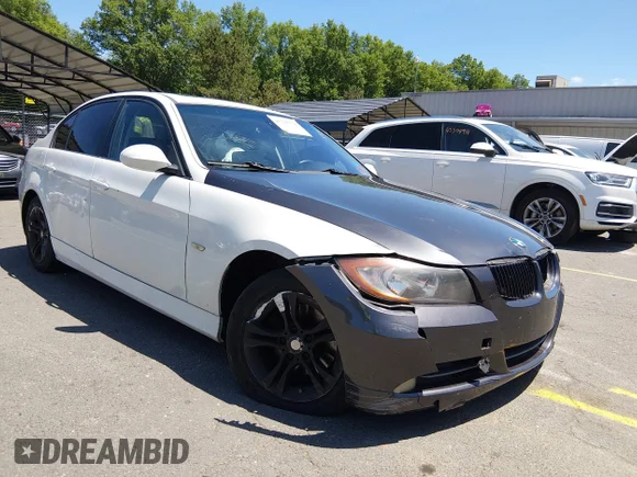 ✅ 2008 BMW 3 Series 328xi • VIN: WBAVC93548K056741 • Лот: 45325758. Опубликован ранее на IAAI с пробегом 153 895 миль. Бесплатный доступ к архиву аукционных продаж из США и подробный отчёт об истории автомобиля на DreamBid. Изображение 1.