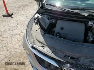 ✅ 2023 Buick Enclave Essence • VIN: 5GAEVAKW3PJ266293 • Lot: 63692355. Wystawiony na Copart z przebiegiem 31 340 mil. Bezpłatny archiwum sprzedaży aukcyjnych z USA i szczegółowy raport historii pojazdu na DreamBid. Zdjęcie 17.