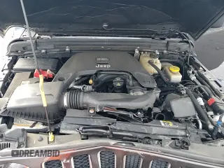 ✅ 2018 Jeep Wrangler Unlimited Sahara • VIN: 1C4HJXEG0JW322926 • Lot: 94485715. Listed on Copart with 76,414 mi. Free auction sales archive from the USA and detailed vehicle history report at DreamBid. Image 16.