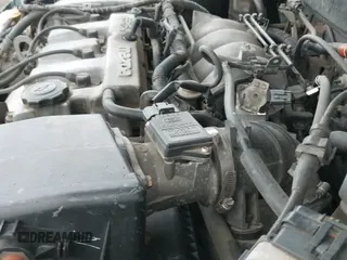 ✅ 1999 Mazda 626 ES • VIN: 1YVGF22C3X5861910 • Lot: 40872122. Wystawiony na IAAI z przebiegiem 201 828 mil. Bezpłatny archiwum sprzedaży aukcyjnych z USA i szczegółowy raport historii pojazdu na DreamBid. Zdjęcie 19.