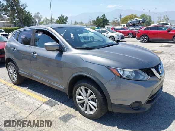 ✅ 2017 Nissan Rogue S • VIN: JN1BJ1CP8HW023140 • Lot: 45188995. Listed on IAAI with 97,575 mi. Free auction sales archive from the USA and detailed vehicle history report at DreamBid. Image 1.