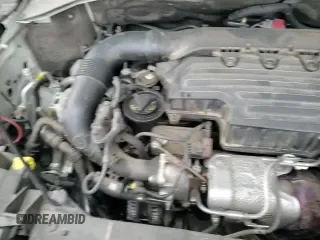 ✅ 2022 Jeep Renegade Limited • VIN: ZACNJDD14NPN49633 • Lot: 62525545. Wystawiony na Copart z przebiegiem 109 553 mil. Bezpłatny archiwum sprzedaży aukcyjnych z USA i szczegółowy raport historii pojazdu na DreamBid. Zdjęcie 13.