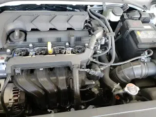 2025 Hyundai Venue SEL с VIN KMHRC8A38SU402216, выставлен на аукционе Copart как лот 86286295 с пробегом 5 194 миль миль и На запчасти • Non repairable. История ставок и продаж доступна на DreamBid. Изображение 13.