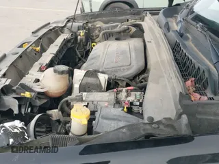 ✅ 2019 Jeep Renegade Latitude • VIN: ZACNJBBB6KPK73371 • Lot: 41858689. Wystawiony na IAAI z przebiegiem 230 000 mil. Bezpłatny archiwum sprzedaży aukcyjnych z USA i szczegółowy raport historii pojazdu na DreamBid. Zdjęcie 19.