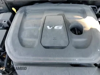 ✅ 2017 Jeep Grand Cherokee Laredo • VIN: 1C4RJFAG3HC864165 • Lot: 84268515. Wystawiony na Copart z przebiegiem 91 739 mil. Bezpłatny archiwum sprzedaży aukcyjnych z USA i szczegółowy raport historii pojazdu na DreamBid. Zdjęcie 15.