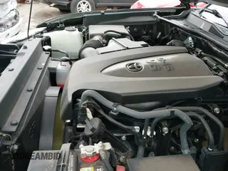 ✅ 2018 Toyota Tacoma SR5 • VIN: 3TMAZ5CN0JM061233 • Lot: 41944668. Listed on IAAI with 94,314 mi. Free auction sales archive from the USA and detailed vehicle history report at DreamBid. Image 19.