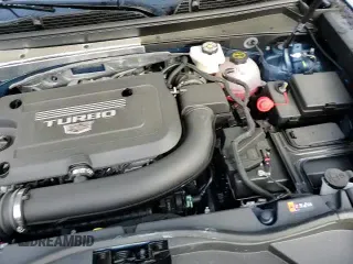 ✅ 2025 Cadillac XT4 FWD Premium Luxury • VIN: 1GYFZCR47SF150673 • Лот: 56108895. Опубликован ранее на Copart с пробегом 2 167 миль. Бесплатный доступ к архиву аукционных продаж из США и подробный отчёт об истории автомобиля на DreamBid. Изображение 17.