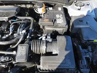 ✅ 2024 Hyundai Elantra SEL • VIN: KMHLM4DG1RU811260 • Lot: 85350615. Listed on Copart with 41,443 mi miles. Access the free auction sales archive from the USA and view a detailed vehicle history report at DreamBid. Image 15.