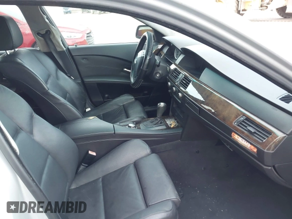 ✅ 2004 BMW 5 Series 530i • VIN: WBANA73564B061010 • Lot: 44985472. Wystawiony na IAAI z przebiegiem 182 684 mil. Bezpłatny archiwum sprzedaży aukcyjnych z USA i szczegółowy raport historii pojazdu na DreamBid. Zdjęcie 5.