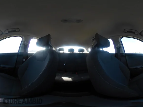 ✅ 2025 Kia K4 LXS • VIN: 3KPFT4DE5SE129084 • Лот: 44128708. Опубліковано раніше на IAAI з пробігом 12 375 миль. Безкоштовний доступ до архіву аукціонних продажів зі США та докладний звіт про історію автомобіля на DreamBid. Зображення 19.