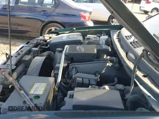 ✅ 2005 GMC Envoy SLE • VIN: 1GKDT13S652202210 • Lot: 43260459. Wystawiony na IAAI z przebiegiem 319 120 mil. Bezpłatny archiwum sprzedaży aukcyjnych z USA i szczegółowy raport historii pojazdu na DreamBid. Zdjęcie 19.