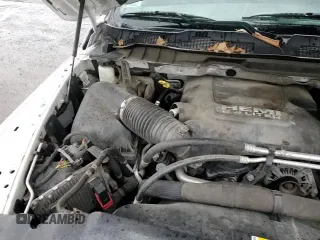 ✅ 2018 Ram 2500 Tradesman • VIN: 3C6MR5AJ8JG337998 • Lot: 85185914. Wystawiony na Copart z przebiegiem 131 337 mil. Bezpłatny archiwum sprzedaży aukcyjnych z USA i szczegółowy raport historii pojazdu na DreamBid. Zdjęcie 13.