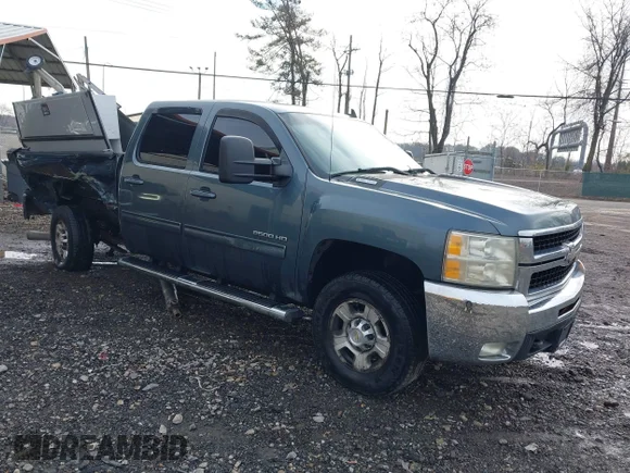 ✅ 2009 Chevrolet Silverado 2500HD LTZ • VIN: 1GCHK63649F178522 • Lot: 43727684. Wystawiony na IAAI z przebiegiem 275 275 mil. Bezpłatny archiwum sprzedaży aukcyjnych z USA i szczegółowy raport historii pojazdu na DreamBid. Zdjęcie 1.