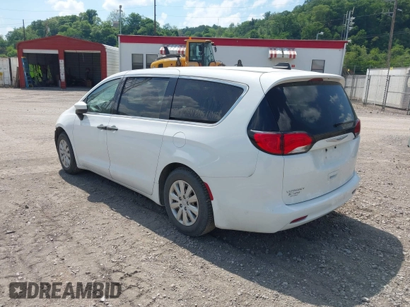 ✅ 2020 Chrysler Voyager L • VIN: 2C4RC1AG8LR229973 • Lot: 45084848. Wystawiony na IAAI z przebiegiem 35 227 mil. Bezpłatny archiwum sprzedaży aukcyjnych z USA i szczegółowy raport historii pojazdu na DreamBid. Zdjęcie 3.
