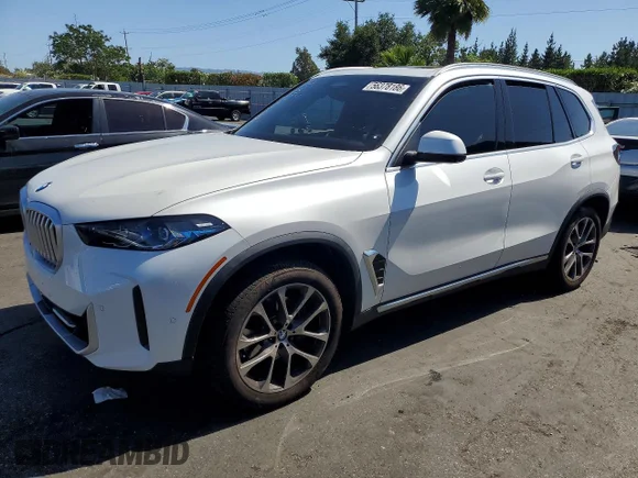 ✅ 2026 BMW X5 xDrive40i • VIN: 5UX23EU01T9098011 • Лот: 56378186. Опубликован ранее на Copart с пробегом 9 257 миль. Бесплатный доступ к архиву аукционных продаж из США и подробный отчёт об истории автомобиля на DreamBid. Изображение 1.