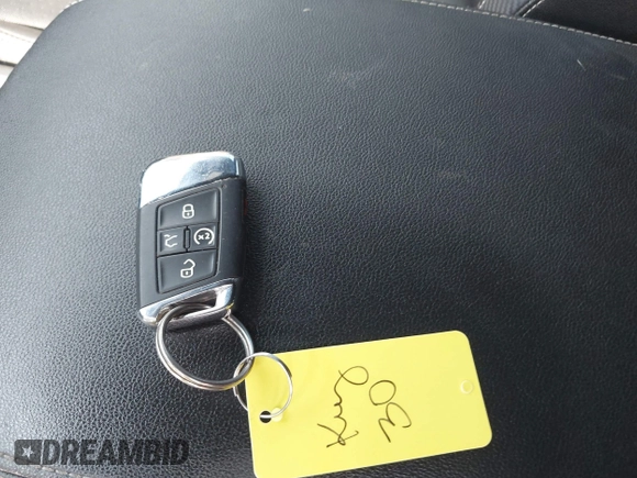 ✅ 2021 Volkswagen Atlas SE • VIN: 1V2WC2CA4MC236896 • Lot: 42313499. Wystawiony na IAAI z przebiegiem 66 094 mil. Bezpłatny archiwum sprzedaży aukcyjnych z USA i szczegółowy raport historii pojazdu na DreamBid. Zdjęcie 11.