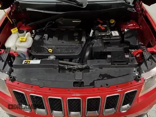 ✅ 2016 Jeep Compass Sport • VIN: 1C4NJDBB0GD734164 • Лот: 90040495. Опубликован ранее на Copart с пробегом 90 611 миль. Бесплатный доступ к архиву аукционных продаж из США и подробный отчёт об истории автомобиля на DreamBid. Изображение 15.