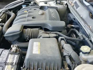 ✅ 2007 Kia Optima LX • VIN: KNAGE123475153794 • Lot: 42506436. Wystawiony na IAAI z przebiegiem 112 573 mil. Bezpłatny archiwum sprzedaży aukcyjnych z USA i szczegółowy raport historii pojazdu na DreamBid. Zdjęcie 19.