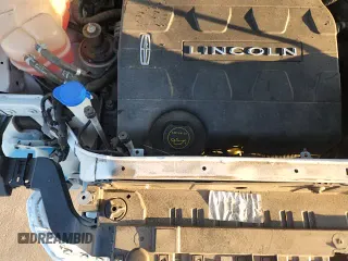 ✅ 2018 Lincoln MKX Reserve • VIN: 2LMPJ6LR0JBL40516 • Lot: 84022115. Listed on Copart with 58,034 mi. Free auction sales archive from the USA and detailed vehicle history report at DreamBid. Image 15.