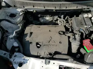 ✅ 2021 Mitsubishi Outlander Sport ES • VIN: JA4AJUAU5MU602329 • Lot: 71018425. Wystawiony na Copart z przebiegiem 130 720 mil. Bezpłatny archiwum sprzedaży aukcyjnych z USA i szczegółowy raport historii pojazdu na DreamBid. Zdjęcie 15.