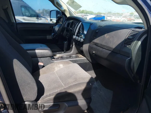 ✅ 2008 Toyota Tundra SR5 • VIN: 5TFRV54138X049284 • Lot: 44624779. Wystawiony na IAAI z przebiegiem 235 989 mil. Bezpłatny archiwum sprzedaży aukcyjnych z USA i szczegółowy raport historii pojazdu na DreamBid. Zdjęcie 5.