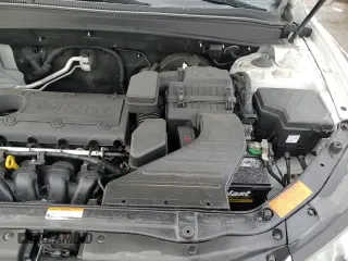 ✅ 2011 Hyundai Santa Fe GLS • VIN: 5XYZGDAB0BG049304 • Lot: 86509834. Listed on Copart with 98,598 mi. Free auction sales archive from the USA and detailed vehicle history report at DreamBid. Image 16.