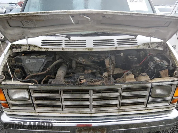 ✅ 1990 Dodge RAM • VIN: 2B7GB11Y3LK755553 • Лот: 44505340. Опубліковано раніше на IAAI з пробігом 133 964 миль. Безкоштовний доступ до архіву аукціонних продажів зі США та докладний звіт про історію автомобіля на DreamBid. Зображення 10.