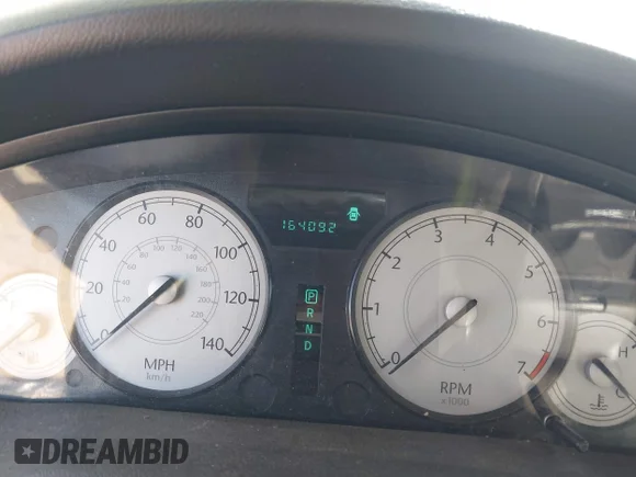 ✅ 2006 Chrysler 300 Touring • VIN: 2C3KA53G16H350791 • Lot: 44524452. Listed on IAAI with 164,092 mi. Free auction sales archive from the USA and detailed vehicle history report at DreamBid. Image 7.