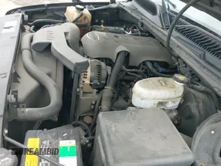 ✅ 2003 Chevrolet Suburban LT • VIN: 3GNFK16T93G138042 • Лот: 41518539. Опубликован ранее на IAAI с пробегом 191 370 миль. Бесплатный доступ к архиву аукционных продаж из США и подробный отчёт об истории автомобиля на DreamBid. Изображение 21.