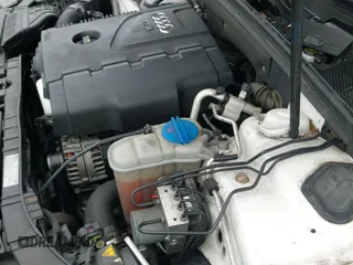 ✅ 2016 Audi A4 Premium • VIN: WAUBFAFL4GN010684 • Лот: 41749037. Опубликован ранее на IAAI с пробегом 88 758 миль. Бесплатный доступ к архиву аукционных продаж из США и подробный отчёт об истории автомобиля на DreamBid. Изображение 19.