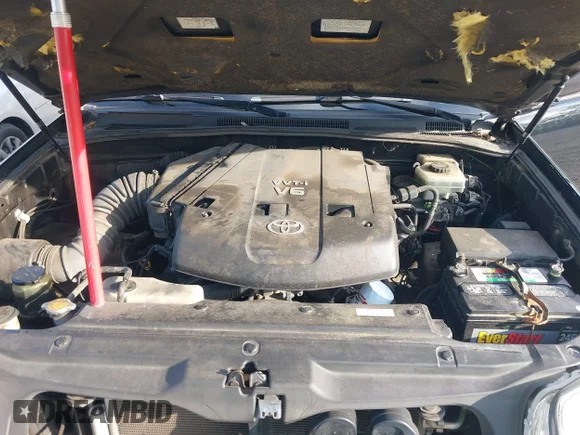 ✅ 2004 Toyota 4Runner SR5 • VIN: JTEZU14R140035660 • Lot: 44971676. Wystawiony na IAAI z przebiegiem 309 617 mil. Bezpłatny archiwum sprzedaży aukcyjnych z USA i szczegółowy raport historii pojazdu na DreamBid. Zdjęcie 10.