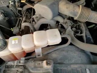 ✅ 2000 Ford F-350 XL • VIN: 1FTSW31SXYEC80940 • Lot: 82849264. Listed on Copart with 154,192 mi. Free auction sales archive from the USA and detailed vehicle history report at DreamBid. Image 14.