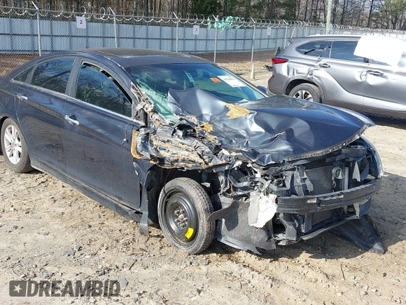 ✅ 2012 Hyundai Sonata SE • VIN: 5NPEC4AB2CH484264 • Lot: 44104091. Wystawiony na IAAI z przebiegiem Nie podano. Bezpłatny archiwum sprzedaży aukcyjnych z USA i szczegółowy raport historii pojazdu na DreamBid. Zdjęcie 6.
