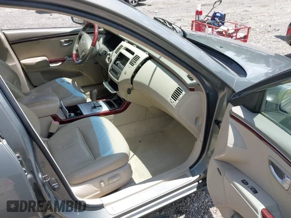 ✅ 2006 Hyundai Azera SE • VIN: KMHFC46F46A046904 • Lot: 45428543. Listed on IAAI with 114,743 mi. Free auction sales archive from the USA and detailed vehicle history report at DreamBid. Image 5.