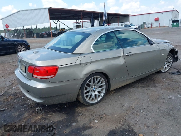 ✅ 2009 BMW 3 Series 328i • VIN: WBAWL13599PX24172 • Lot: 43110491. Wystawiony na IAAI z przebiegiem 137 863 mil. Bezpłatny archiwum sprzedaży aukcyjnych z USA i szczegółowy raport historii pojazdu na DreamBid. Zdjęcie 4.