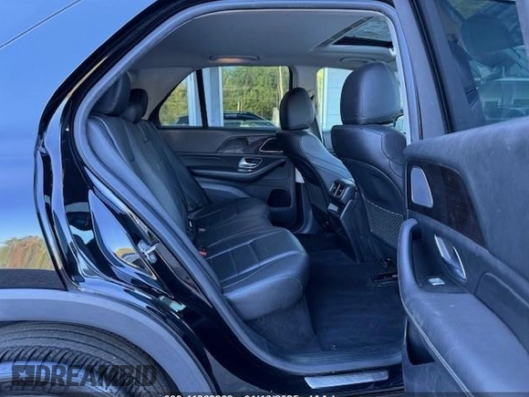 ✅ 2020 Mercedes-Benz GLE 350 • VIN: 4JGFB4KB7LA012487 • Lot: 41368282. Wystawiony na IAAI z przebiegiem 66 862 mil. Bezpłatny archiwum sprzedaży aukcyjnych z USA i szczegółowy raport historii pojazdu na DreamBid. Zdjęcie 8.