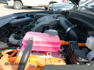 ✅ 2025 Kia Sportage SX-Prestige • VIN: KNDPXCDG8S7189557 • Лот: 42029735. Опубликован ранее на IAAI с пробегом 5 068 миль. Бесплатный доступ к архиву аукционных продаж из США и подробный отчёт об истории автомобиля на DreamBid. Изображение 19.