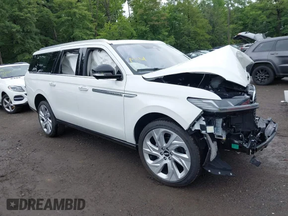 ✅ 2025 Lincoln Navigator Reserve • VIN: 5LMJJ3LG6SEL06615 • Lot: 42688440. Listed on IAAI with Not provided. Free auction sales archive from the USA and detailed vehicle history report at DreamBid. Image 1.