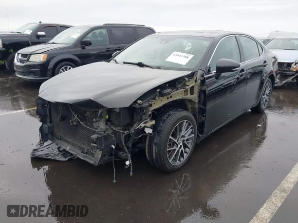✅ 2018 Lexus ES 350 • VIN: 58ABK1GG4JU094359 • Лот: 43941388. Опубліковано раніше на IAAI з пробігом 109 006 миль. Безкоштовний доступ до архіву аукціонних продажів зі США та докладний звіт про історію автомобіля на DreamBid. Зображення 2.
