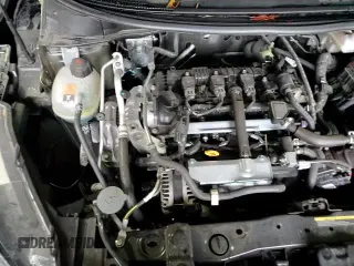 ✅ 2025 Nissan Versa SV • VIN: 3N1CN8EV4SL841670 • Лот: 92852185. Опубликован ранее на Copart с пробегом 17 871 миль. Бесплатный доступ к архиву аукционных продаж из США и подробный отчёт об истории автомобиля на DreamBid. Изображение 14.