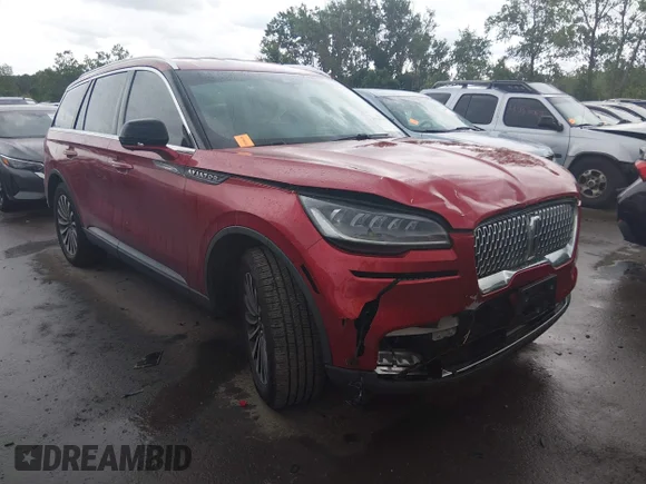✅ 2020 Lincoln Aviator Reserve • VIN: 5LM5J7XC5LGL23766 • Lot: 45324706. Wystawiony na IAAI z przebiegiem 138 673 mil. Bezpłatny archiwum sprzedaży aukcyjnych z USA i szczegółowy raport historii pojazdu na DreamBid. Zdjęcie 1.