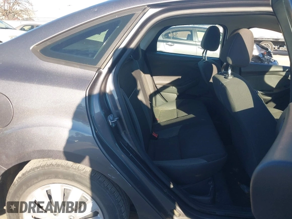 ✅ 2013 Ford Focus S • VIN: 1FADP3E27DL176756 • Lot: 44162761. Wystawiony na IAAI z przebiegiem 132 576 mil. Bezpłatny archiwum sprzedaży aukcyjnych z USA i szczegółowy raport historii pojazdu na DreamBid. Zdjęcie 8.