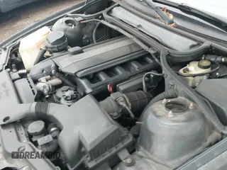 ✅ 2000 BMW 3 Series • VIN: WBABM5347YJN92783 • Lot: 43744770. Wystawiony na IAAI z przebiegiem 138 526 mil. Bezpłatny archiwum sprzedaży aukcyjnych z USA i szczegółowy raport historii pojazdu na DreamBid. Zdjęcie 13.