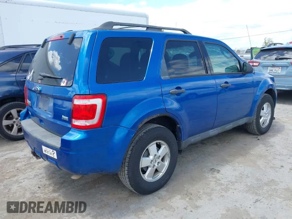 ✅ 2011 Ford Escape XLT • VIN: 1FMCU0DG2BKA91297 • Lot: 45210083. Wystawiony na IAAI z przebiegiem 127 678 mil. Bezpłatny archiwum sprzedaży aukcyjnych z USA i szczegółowy raport historii pojazdu na DreamBid. Zdjęcie 4.