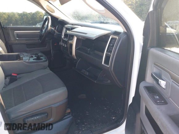 ✅ 2016 Ram 1500 SLT • VIN: 1C6RR6GT9GS340446 • Lot: 43205760. Wystawiony na IAAI z przebiegiem 177 348 mil. Bezpłatny archiwum sprzedaży aukcyjnych z USA i szczegółowy raport historii pojazdu na DreamBid. Zdjęcie 5.